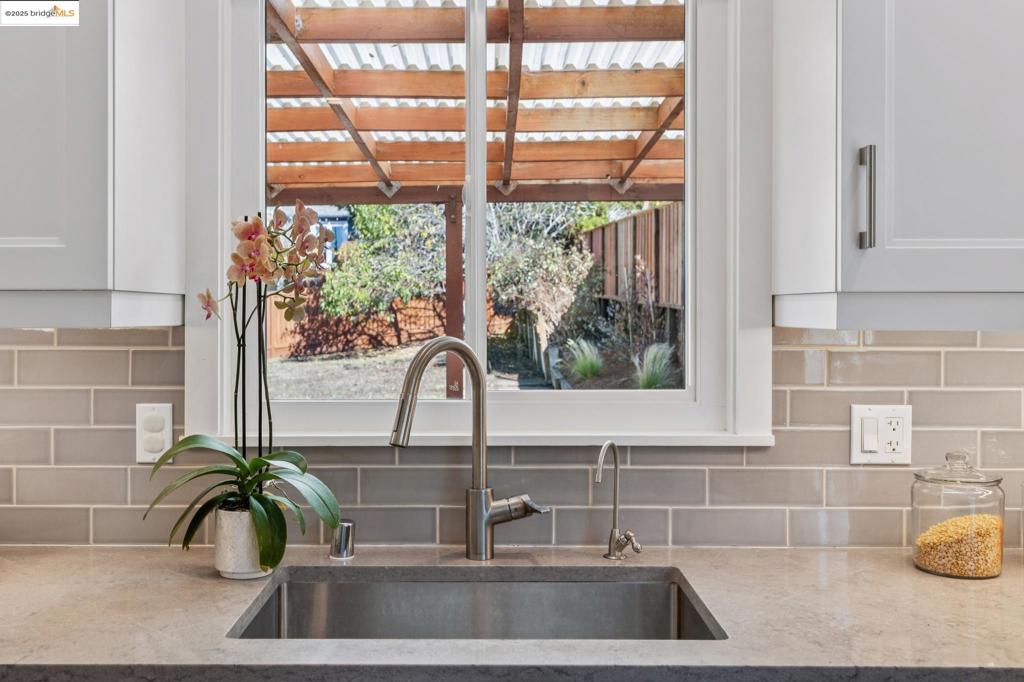 TEWKSBURY HGTS - Residential