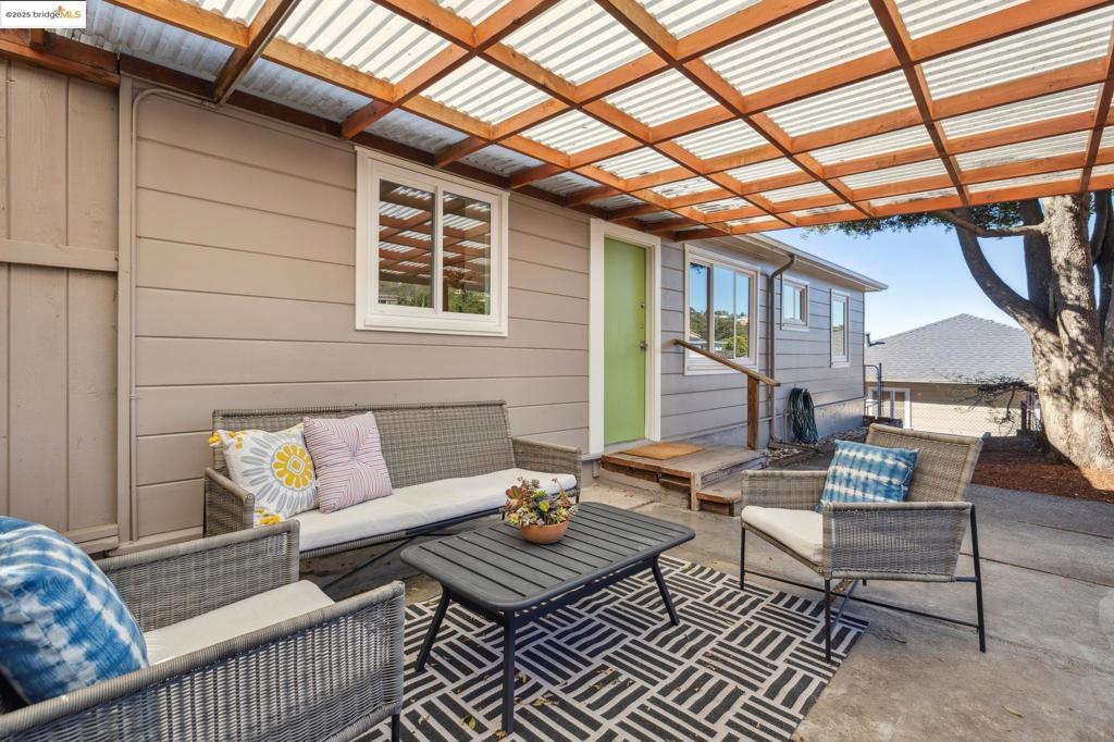 TEWKSBURY HGTS - Residential