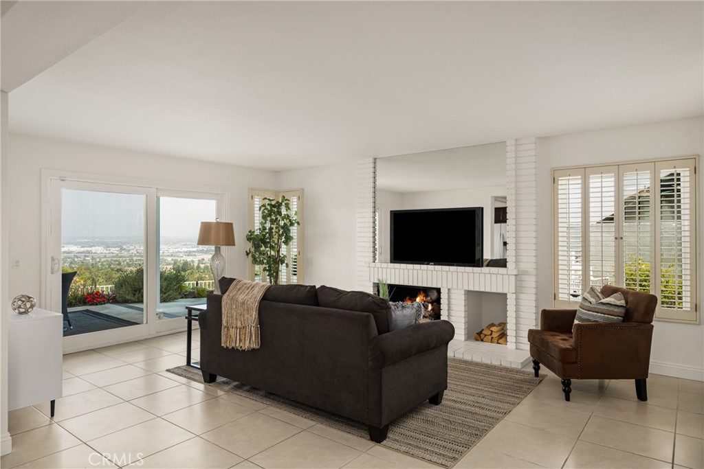 Canyon Heights (CYHT) - Residential