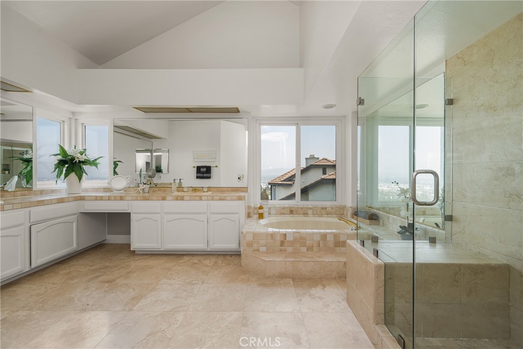 Canyon Heights (CYHT) - Residential