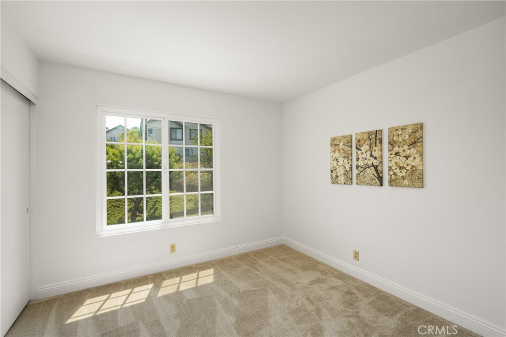 Canyon Heights (CYHT) - Residential