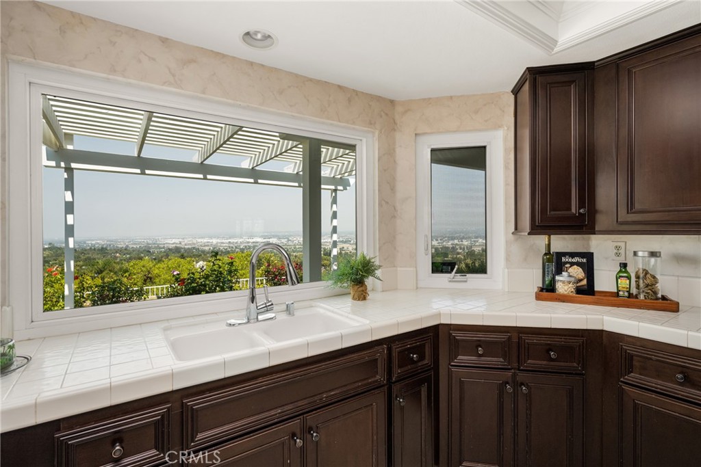 Canyon Heights (CYHT) - Residential