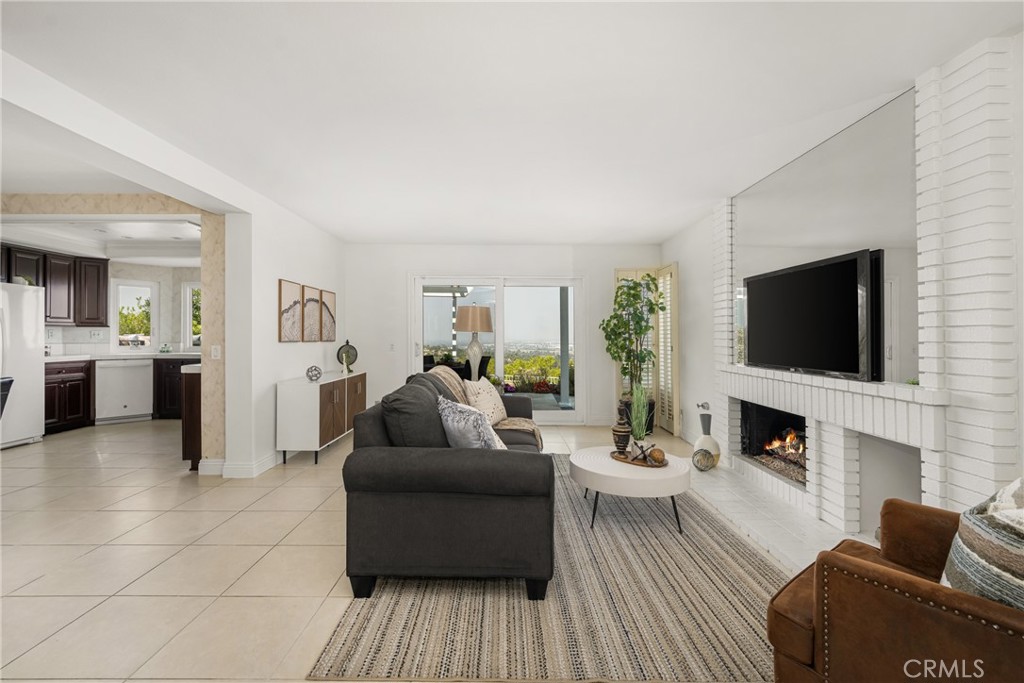 Canyon Heights (CYHT) - Residential