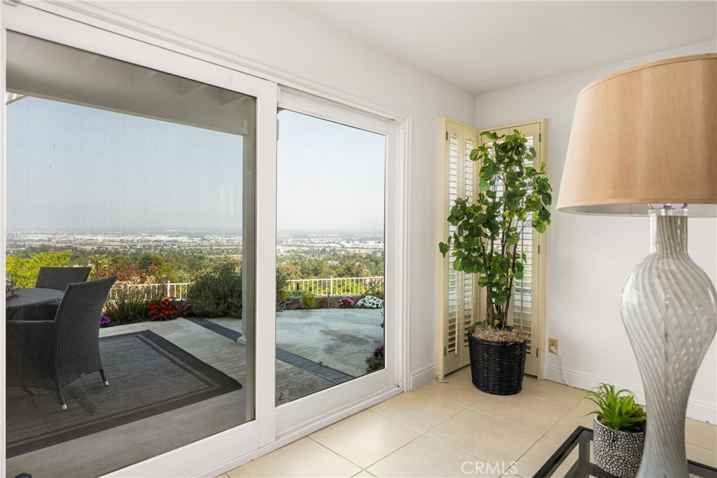 Canyon Heights (CYHT) - Residential