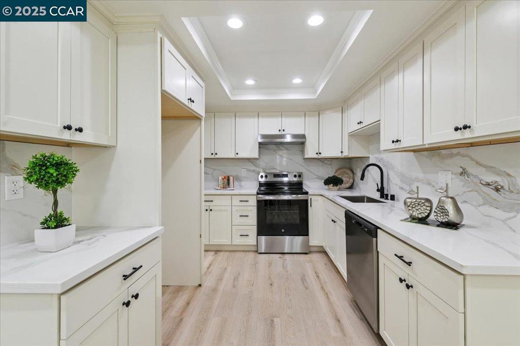 SYCAMORE GLEN - Residential