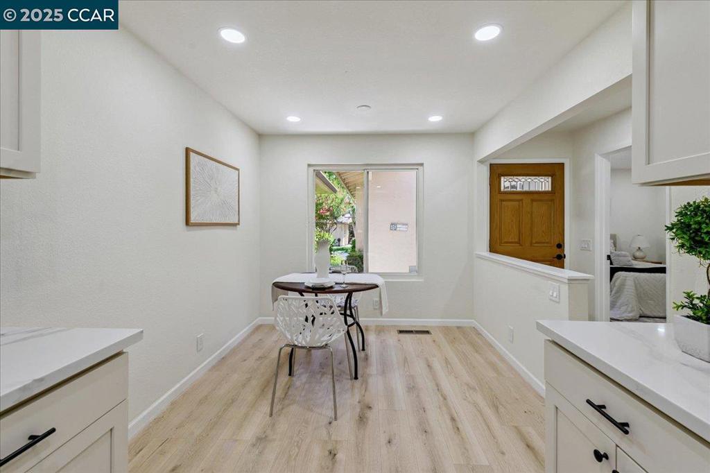 SYCAMORE GLEN - Residential
