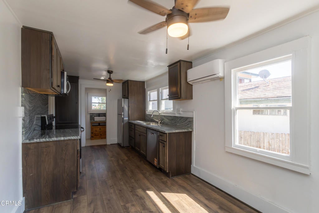 746 W 21st Street