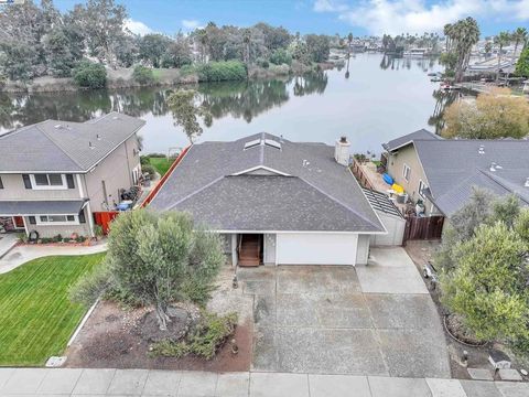 1402 Willow Lake Discovery Bay CA 94505