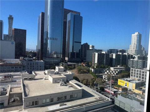Photo of 400 S Broadway, Los Angeles, CA 90013 (MLS # WS26121686)