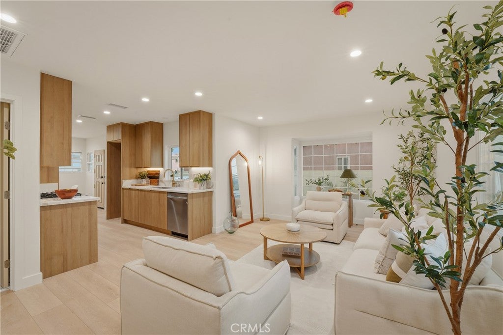 1111 W 98th Street