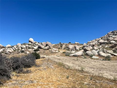 Photo of 0 Jojoba Road, Aguanga, CA 92536 (MLS # SW26083440)