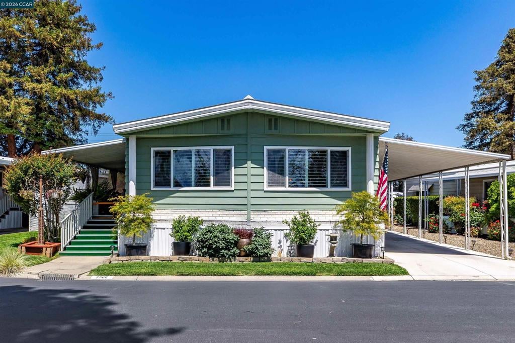 2368 Dalis Drive