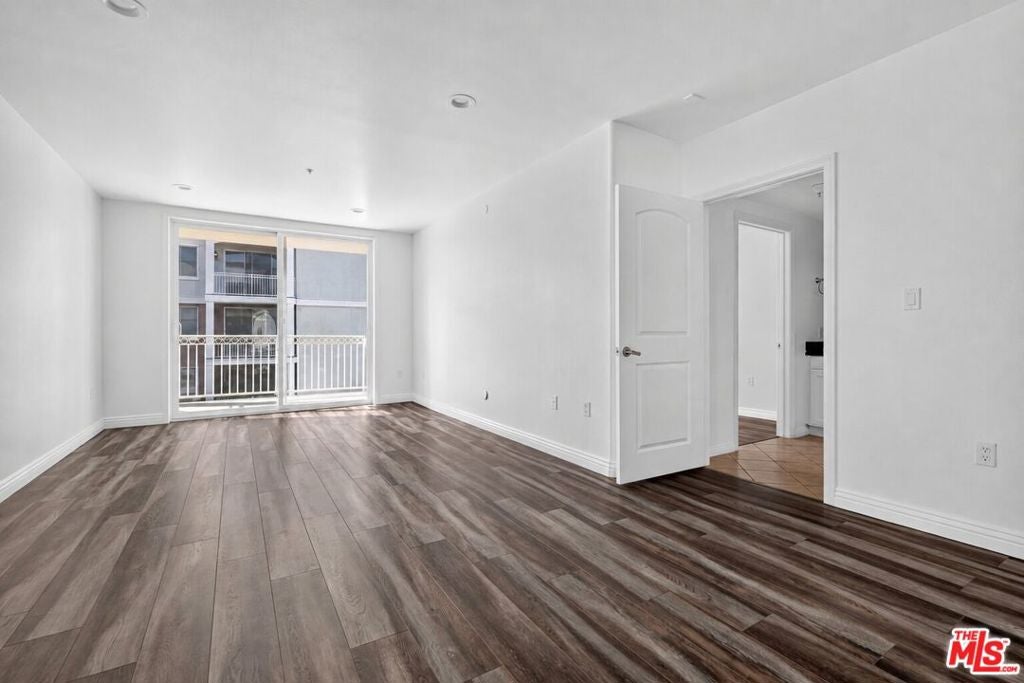 3740 Santa Rosalia Drive 326, Los Angeles CA 90008