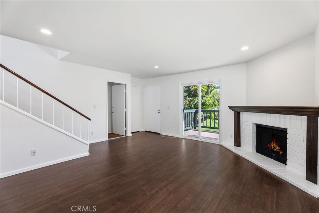 Tustin Commons - Residential