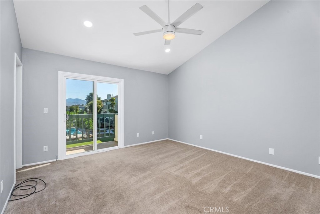 Tustin Commons - Residential