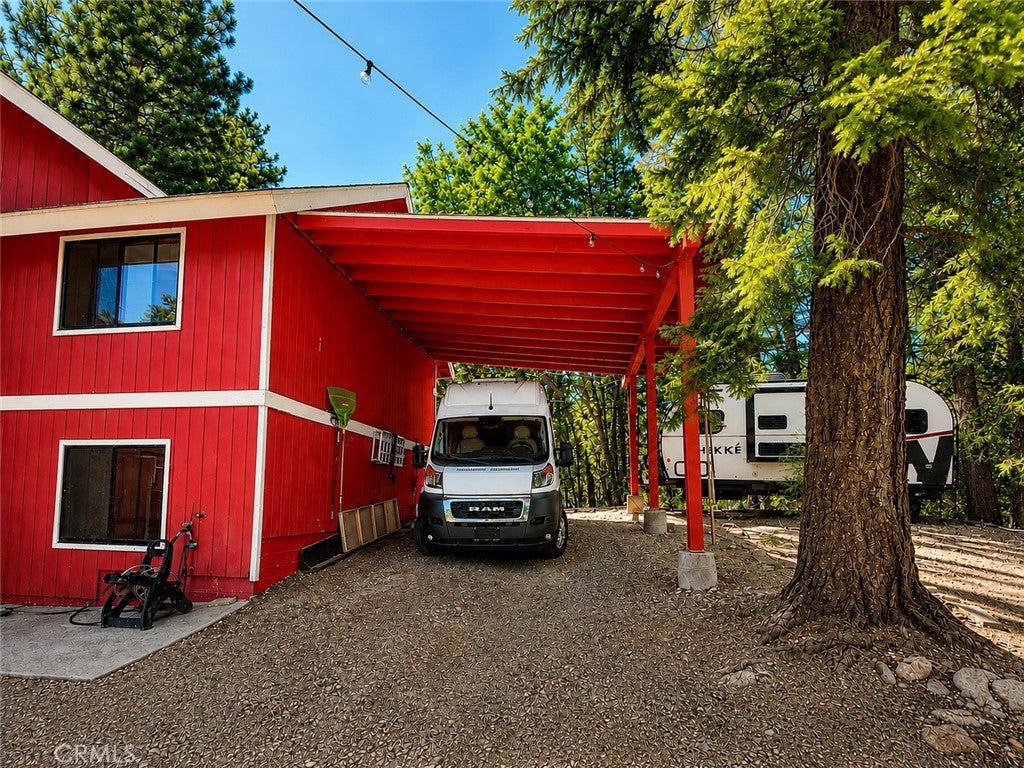27661 Canyon Drive