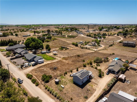 Tiny photo for 8290 Plane View Place, Paso Robles, CA 93446 (MLS # NS26143544)
