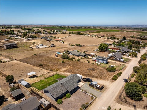 Tiny photo for 8290 Plane View Place, Paso Robles, CA 93446 (MLS # NS26143544)