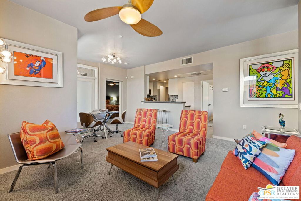 930 E Palm Canyon 204