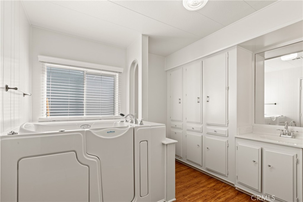 Groves Trailer Park (TG) - Residential