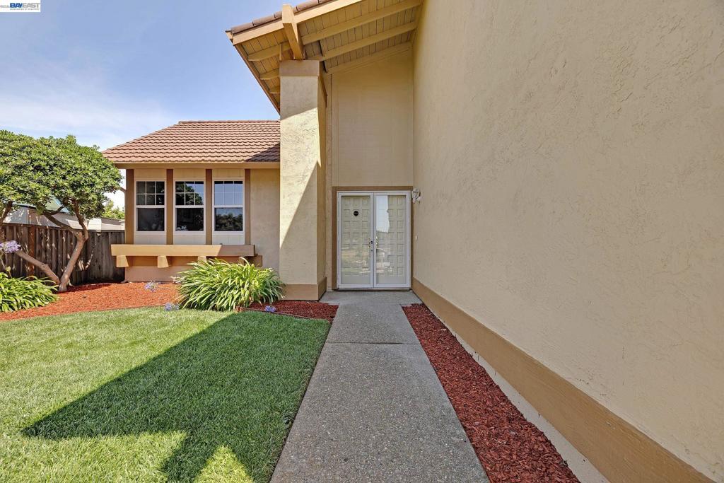 250 Melendez Avenue