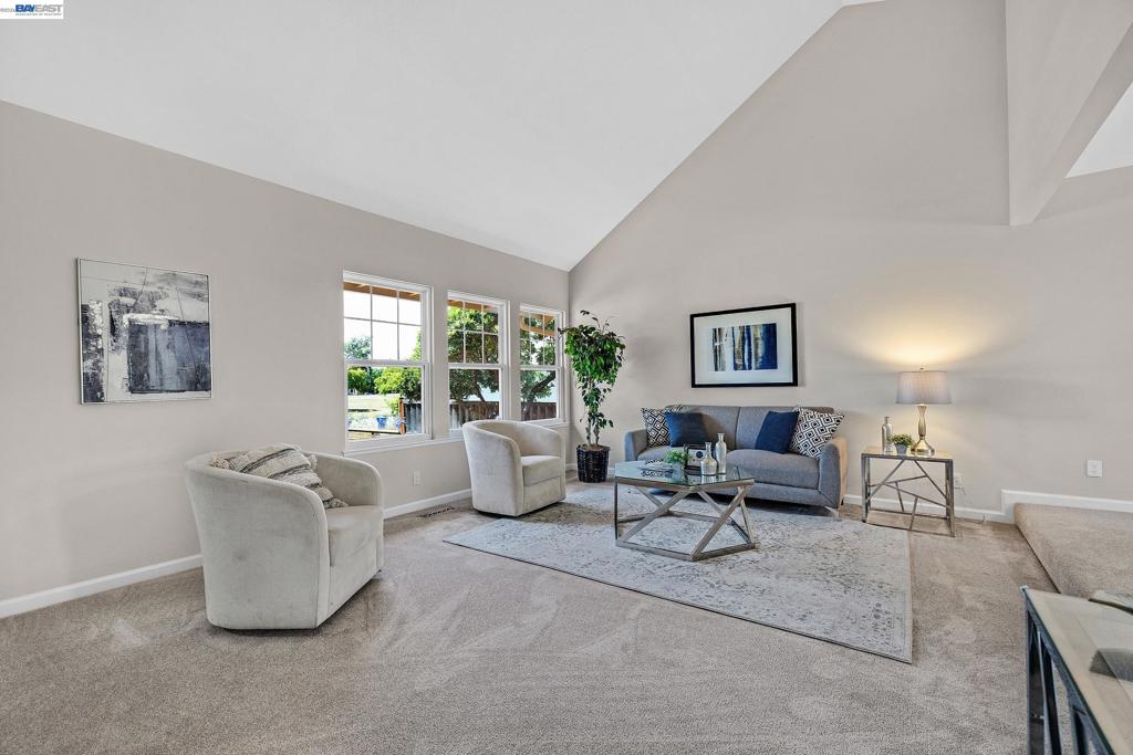 250 Melendez Avenue