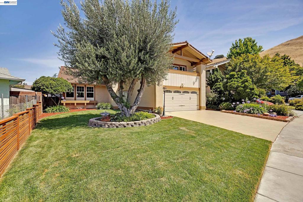 250 Melendez Avenue