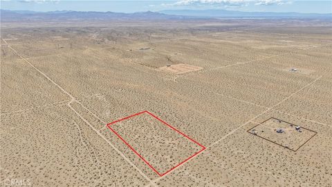 Photo of 0 Drifting Sands Road, Adelanto, CA 92301 (MLS # HD25071335)