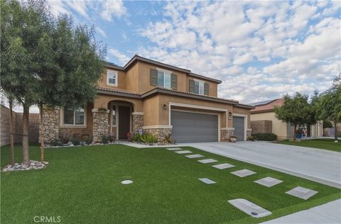Photo of 28296 Harvest Gold Court, Menifee, CA 92584 (MLS # SW26101385)