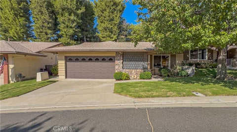 Photo of 19545 Brendle WAY, Newhall, CA 91321 (MLS # SR26172317)