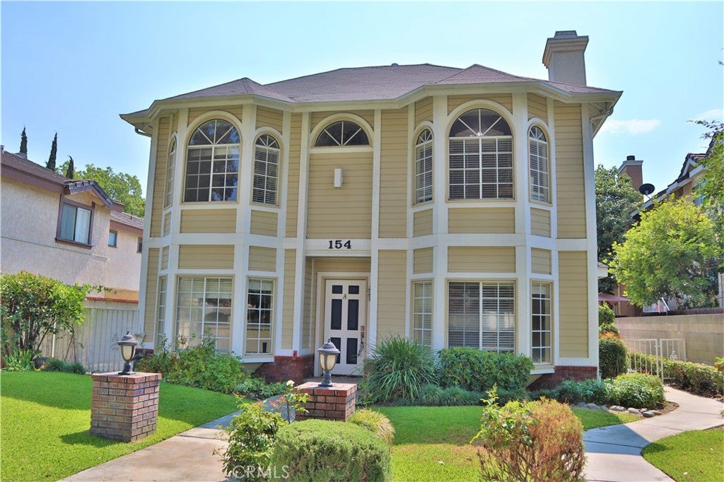 154 Diamond Street