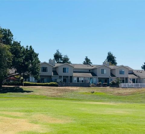Photo of 756 Duffin Drive, Hollister, CA 95023 (MLS # ML82017211)