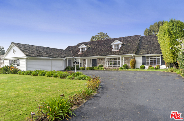 First time ever on the market. Over 22,200 square-foot lot on park-like grounds. Build your dream home or renovate this 5,578-square-foot, 2-story traditional. Large entertaining spaces highlighted by massive sunroom with wall-to-wall glass that leads out to the backyard. First floor includes the master suite, two additional bedrooms and separate maid's room. Extra-large 5th bedroom/bonus room is located upstairs. Mature magnolia tree overlooks the swimming pool, grassy yard, and sport court. Lot dimensions are approximately 89' X 250', per assessor. Prime location not to be missed.