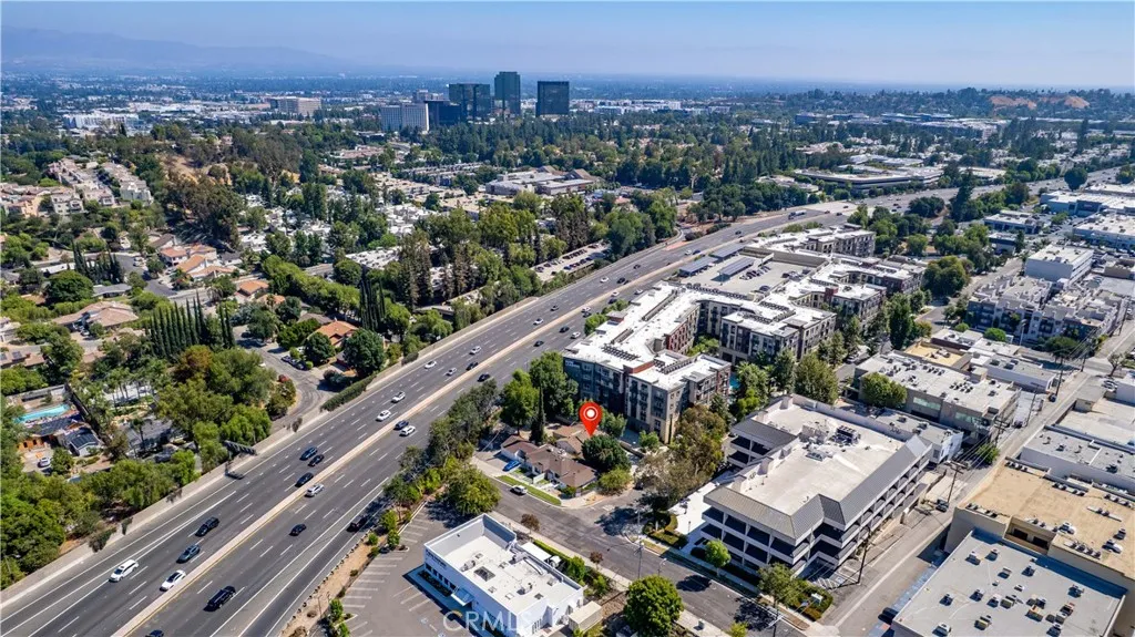 Woodland Hills, California 91367, United States, ,Commercial,Active,196103