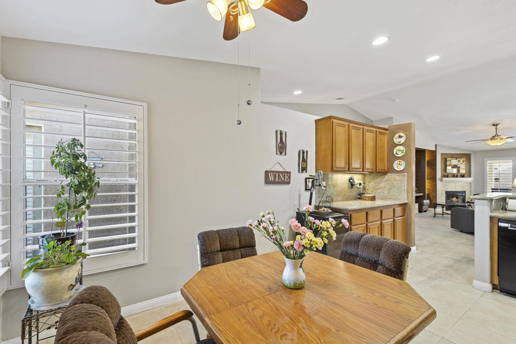 Las Brisas North - Residential