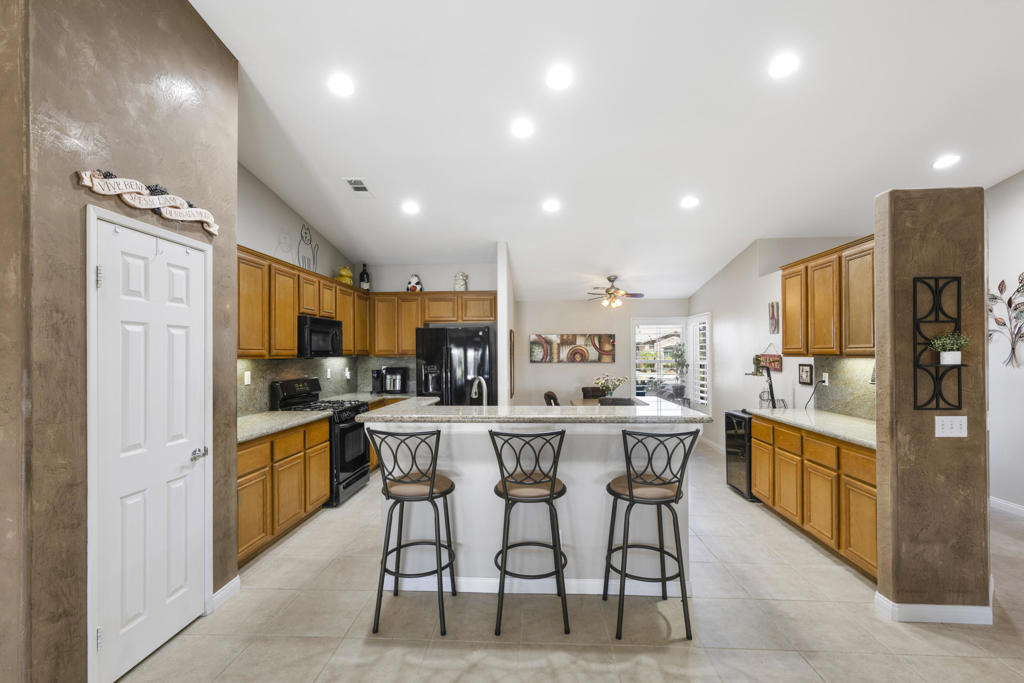 Las Brisas North - Residential
