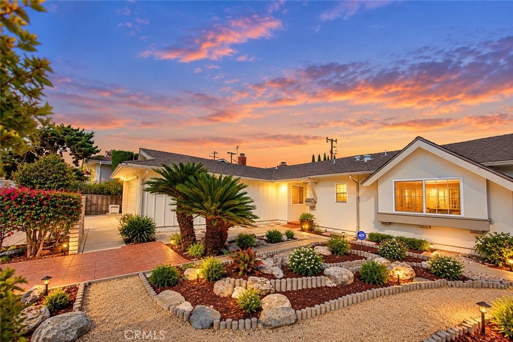 456 Alzado Street