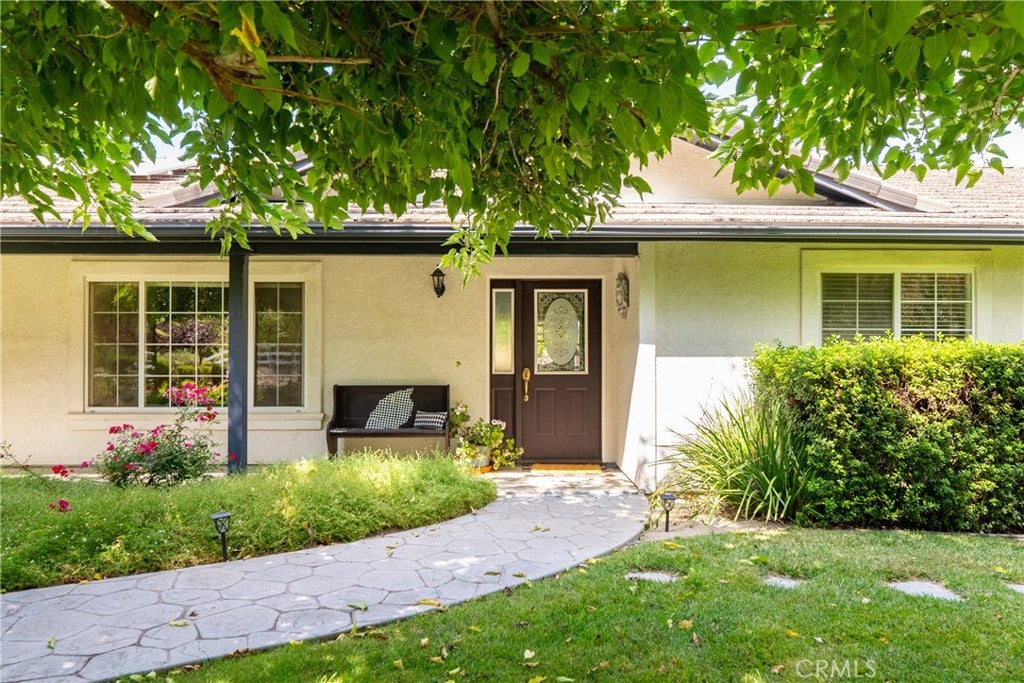915 Santa Rita