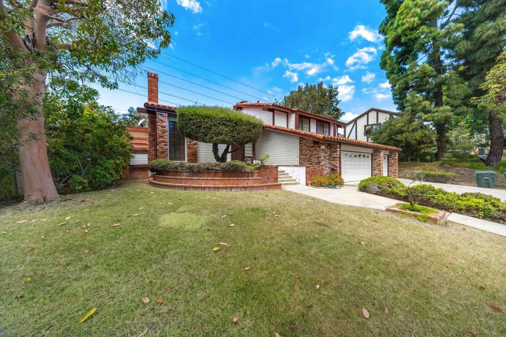 245 Loma Corta Drive