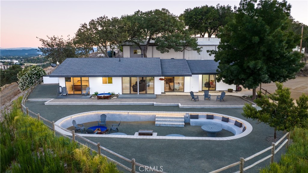 840 Madrone