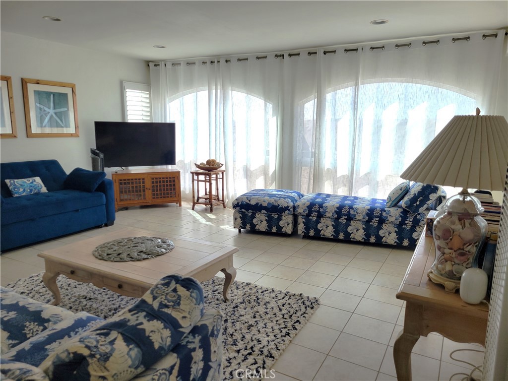 Old Town (OLDT) - Residential Lease