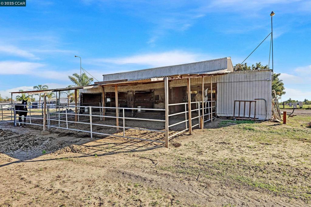 RURAL/RANCH - Residential