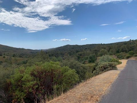 Photo of 0 Incense Cedar Rd, Julian, CA 92036 (MLS # 260005289SD)