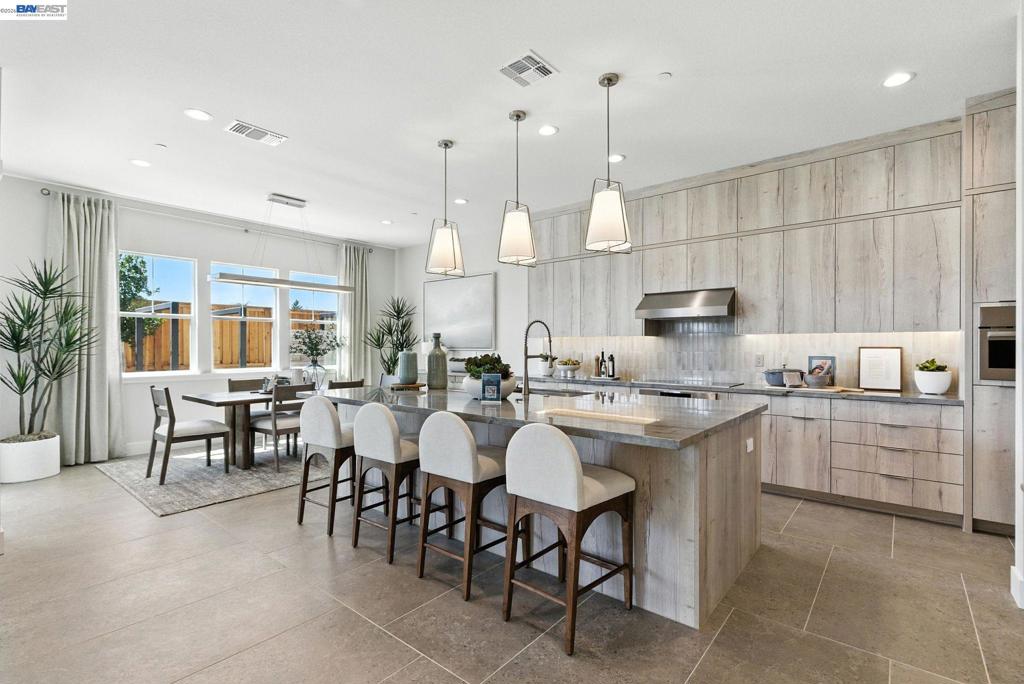 1590 Ponza Circle