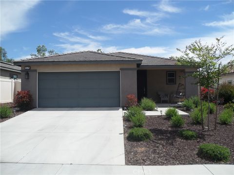 Photo of 1578 Sunswept Way Way, Beaumont, CA 92223 (MLS # CV26074375)