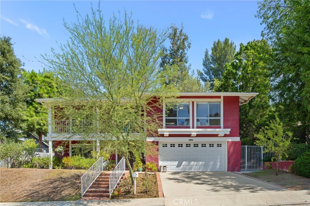 22855 Sparrowdell DR, Calabasas CA 91302