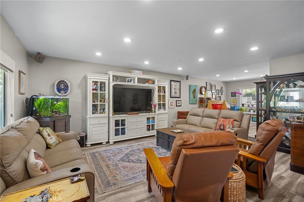 22855 Sparrowdell