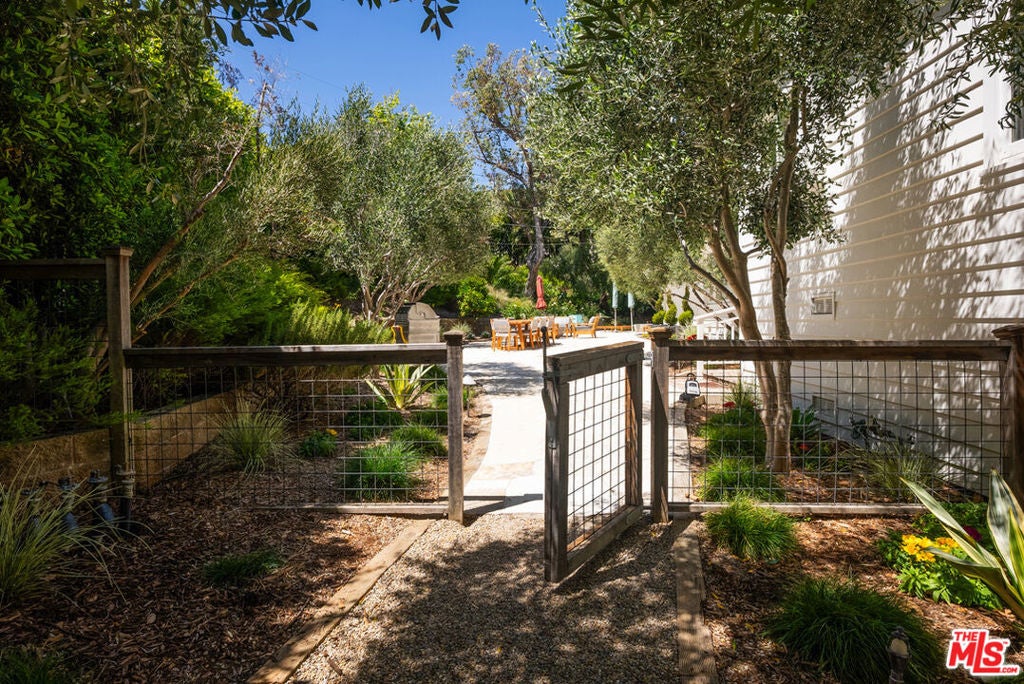 6456 Sycamore Meadows Drive