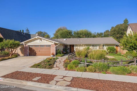 Photo of 45 N Lucas Court, Newbury Park, CA 91320 (MLS # 226004953)