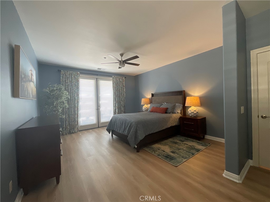 Four Seasons (33106) - Residential